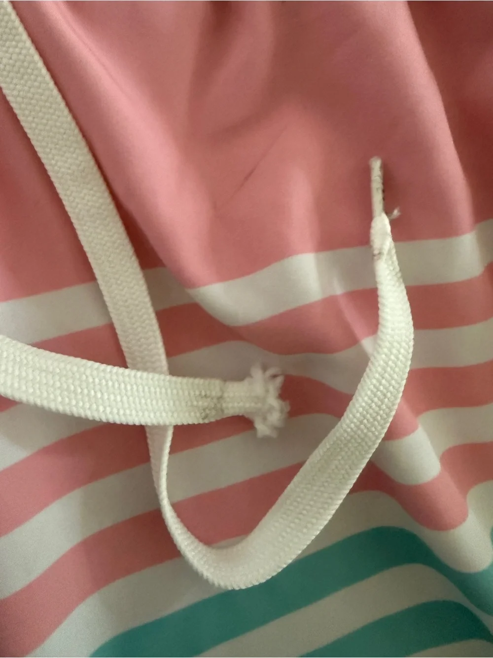 chubbies Pink and Aqua Striped Swim Shorts Men medium 7”